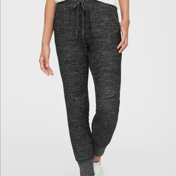 Softspun joggers gap Clearance